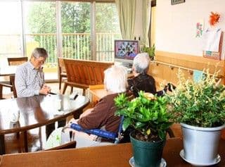 介護老人保健施設はやしの杜