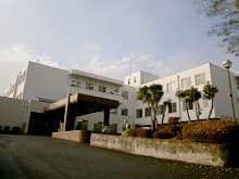 officeMainImageBlurLeft