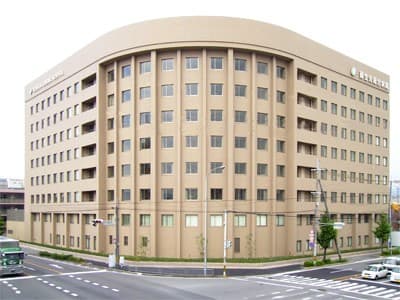 officeMainImageBlurLeft