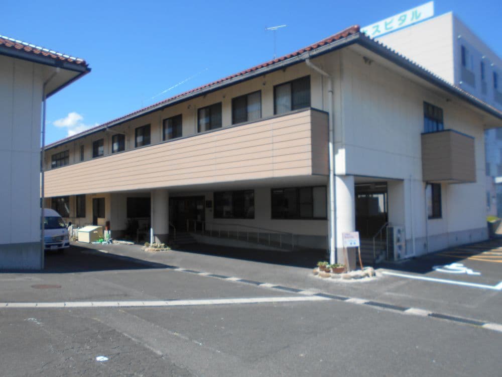 officeMainImageBlurLeft