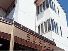 officeMainImageBlurLeft